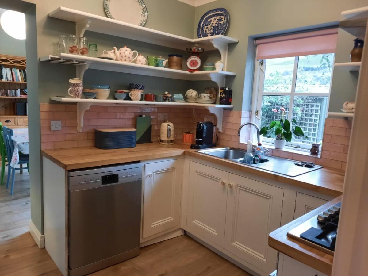 Croagh Patrick Lodge Apartment เวสต์พอร์ต ภายนอก รูปภาพ