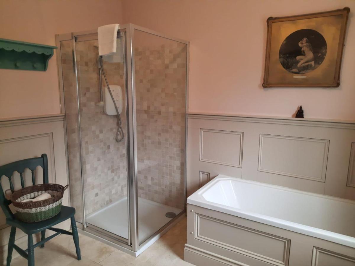 Croagh Patrick Lodge Apartment เวสต์พอร์ต ภายนอก รูปภาพ