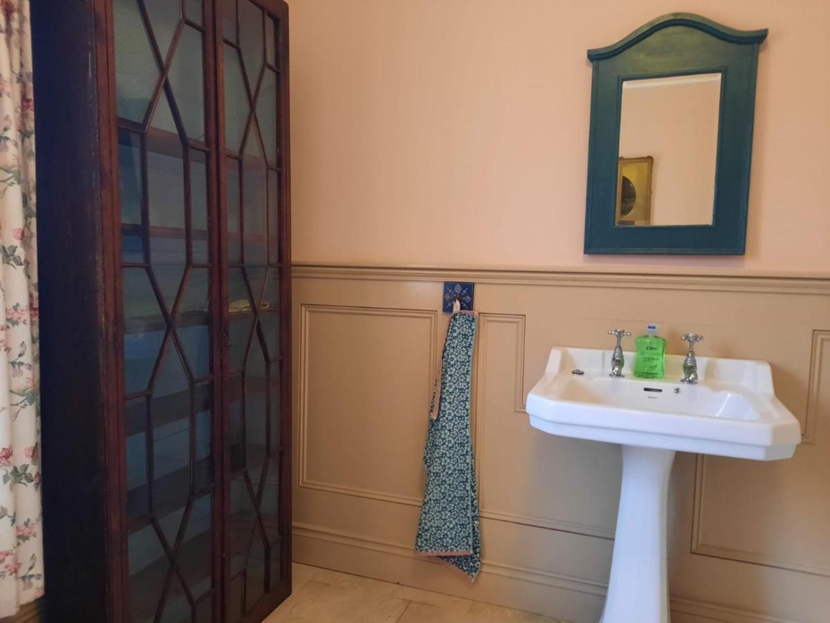 Croagh Patrick Lodge Apartment เวสต์พอร์ต ภายนอก รูปภาพ